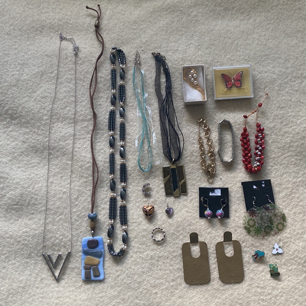 Jewelry lot